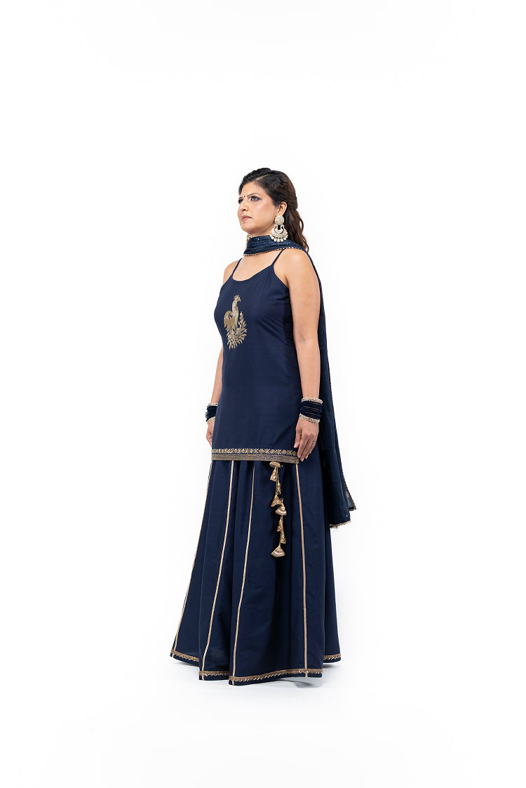 Short Kurta and Lehenga with Peacock Motif (Navy)