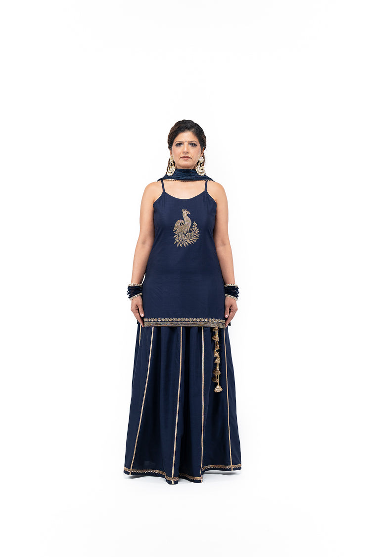 Short Kurta and Lehenga with Peacock Motif (Navy)