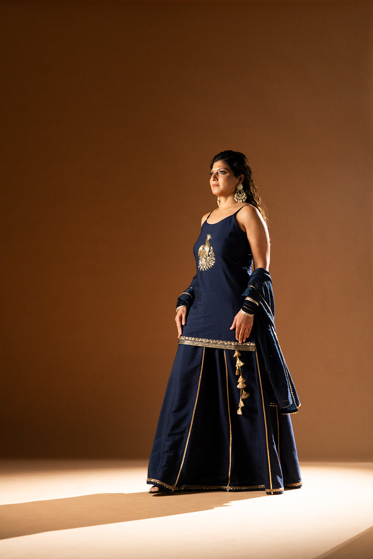 Short Kurta and Lehenga with Peacock Motif (Navy)