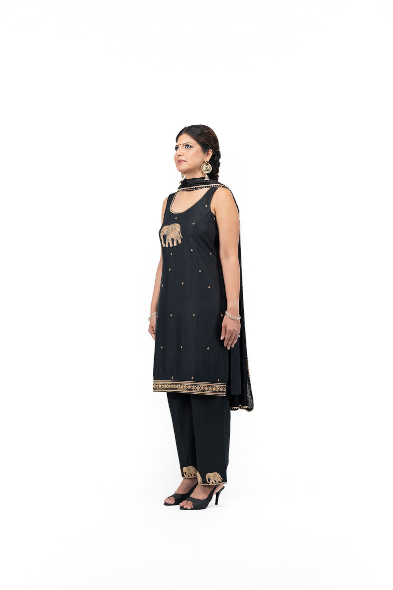 Sleeveless Kurti and Pants with Elephant Motif (Black)