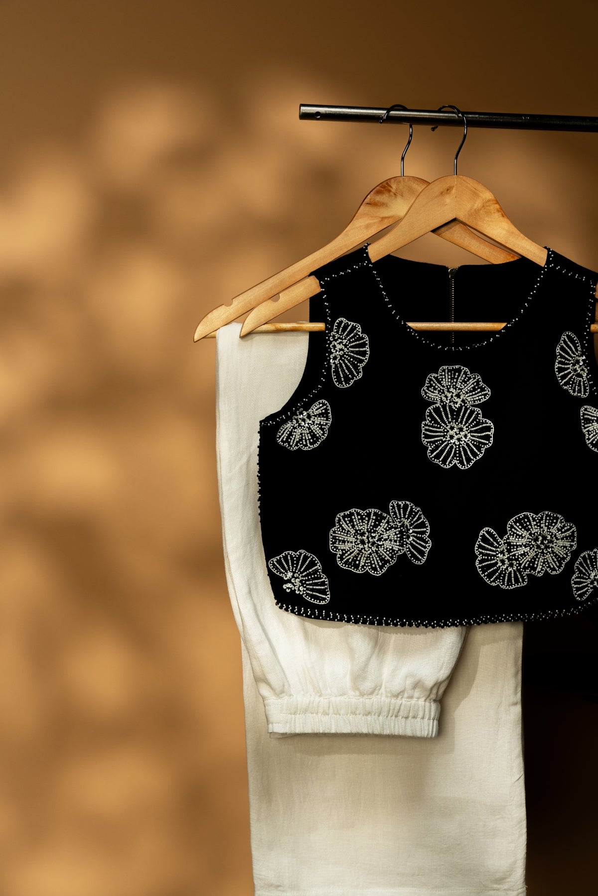Noir Elan Set Sleeveless Crop Top and Comfort Fit Pants
